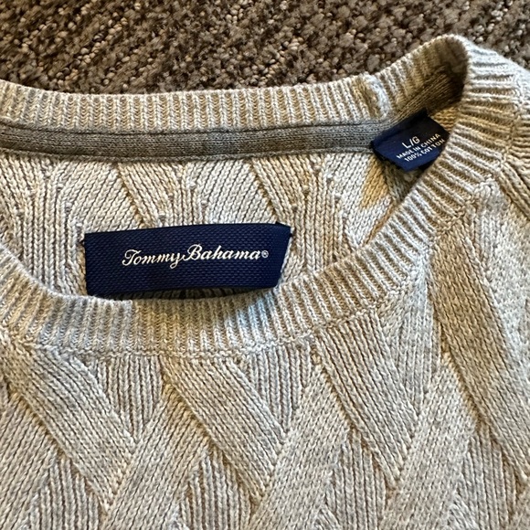 Gray, Tommy Bahama sweater size large - Picture 3 of 3